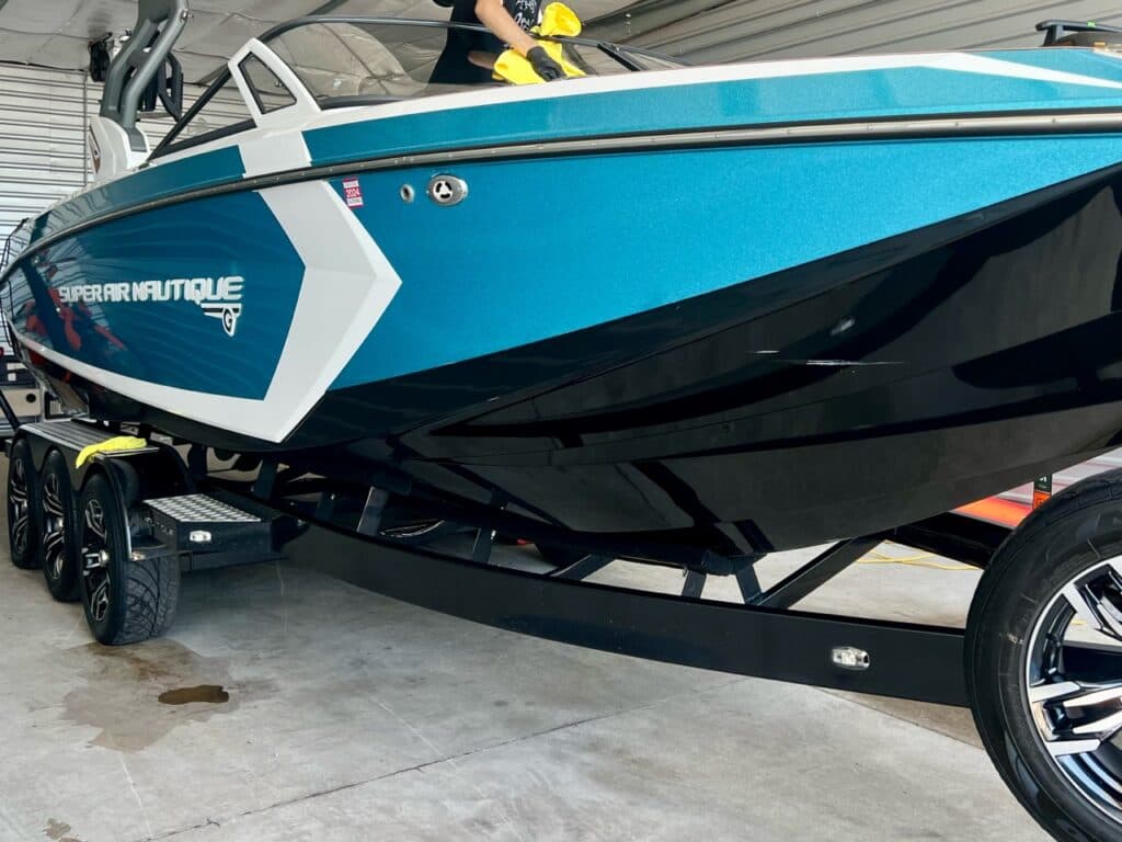Boat detailing, boat ceramic coating