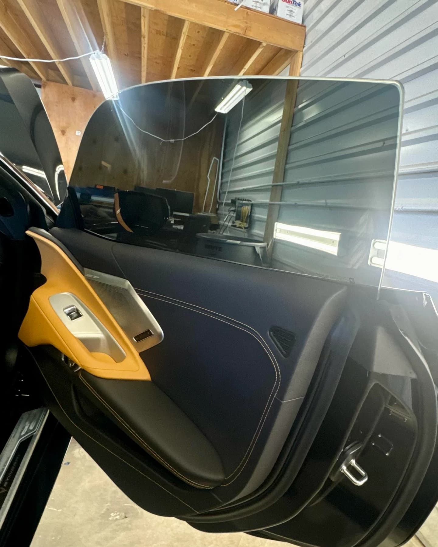 automotive window tint services